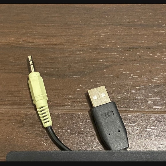 Computer Speakers - Picture 2 of 5